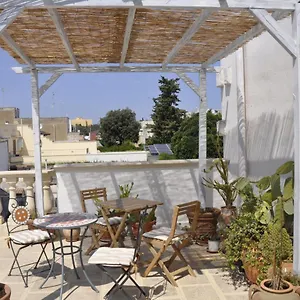 Sisters House Lecce