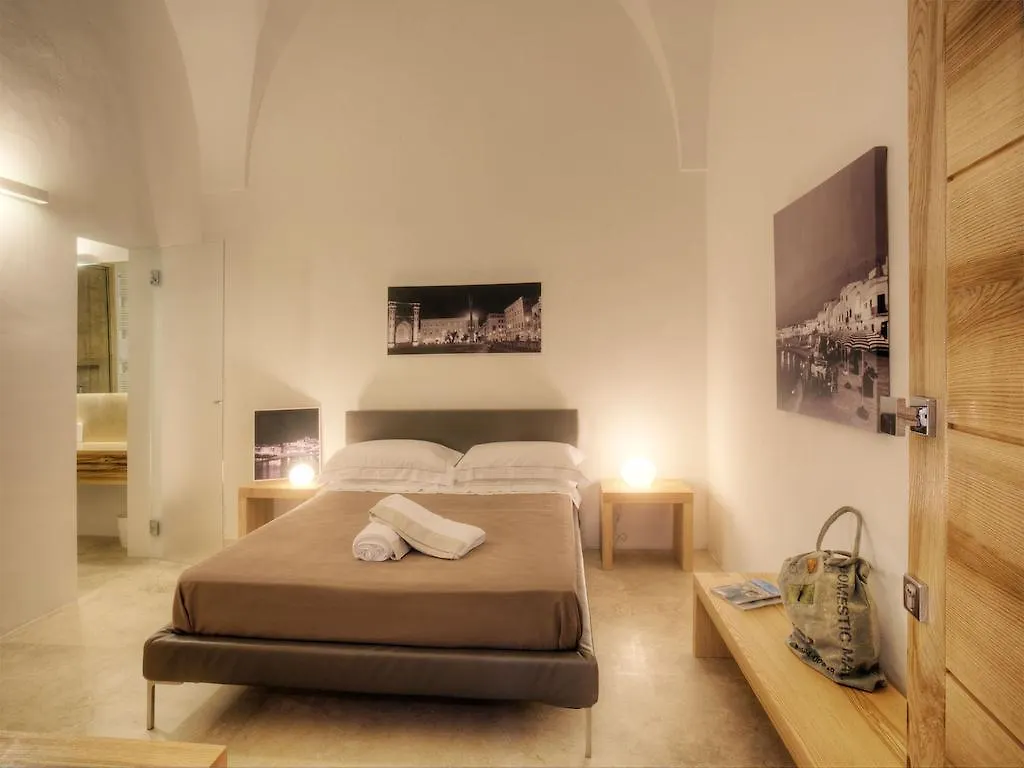 Hotel Capperi Lecce 0*,  Italia