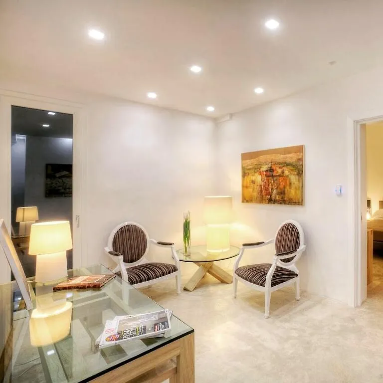 Hotel Capperi Lecce 0*,